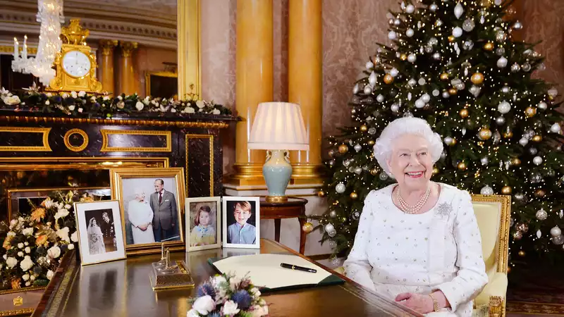 The Royal Family reveals recipe for the Queen's favorite boozy Christmas pudding.